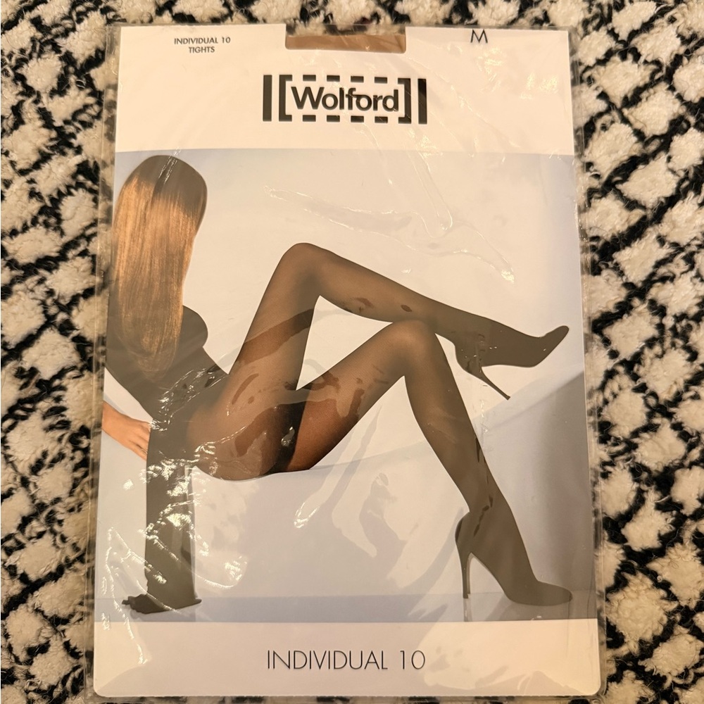 Wolford Individual 10 Sheer Tights Size M Cosmetic New $47